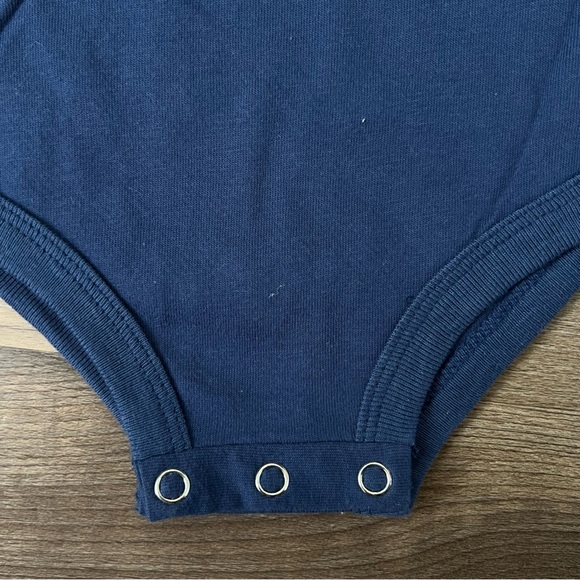 NWT Vintage 90s Cowboys & Angels Navy Henley Short Sleeve Onesie Size 12 Months - Picture 3 of 5